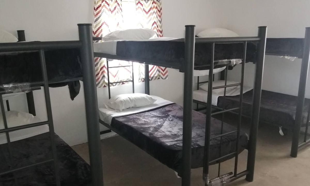 Areponapuchi Hostel | Hostal Fonts - Hostel