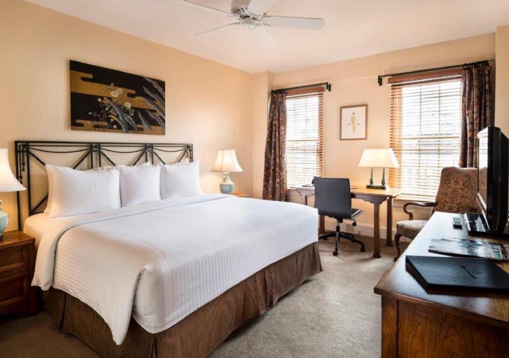 Connecticut Ave - K Street Hotel | Hotel Lombardy