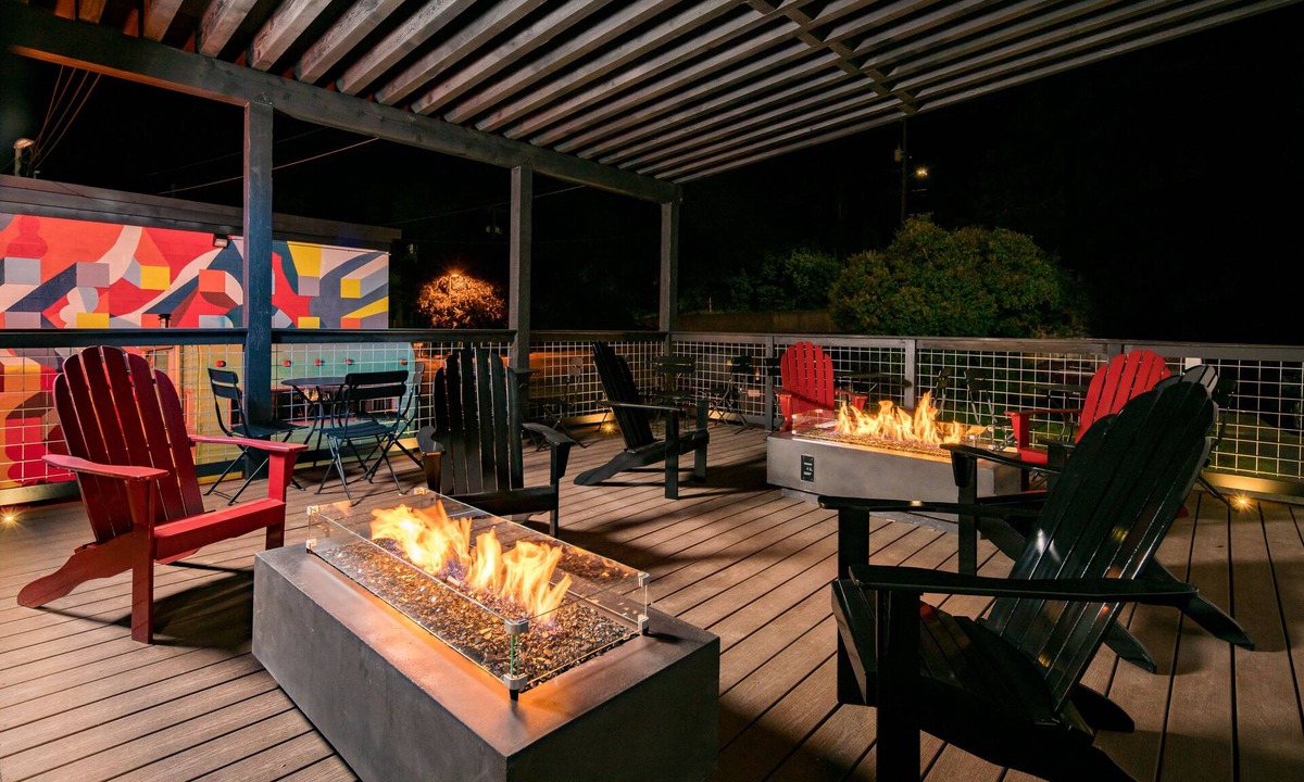 Pullman Hotel | Hotel McCoy Pullman - Art, Coffee, Beer, Wine