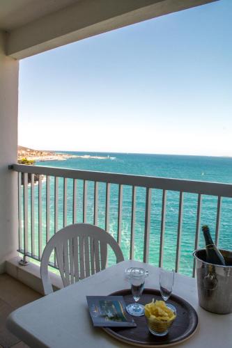 Propriano Hotel | Hotel Roc E Mare
