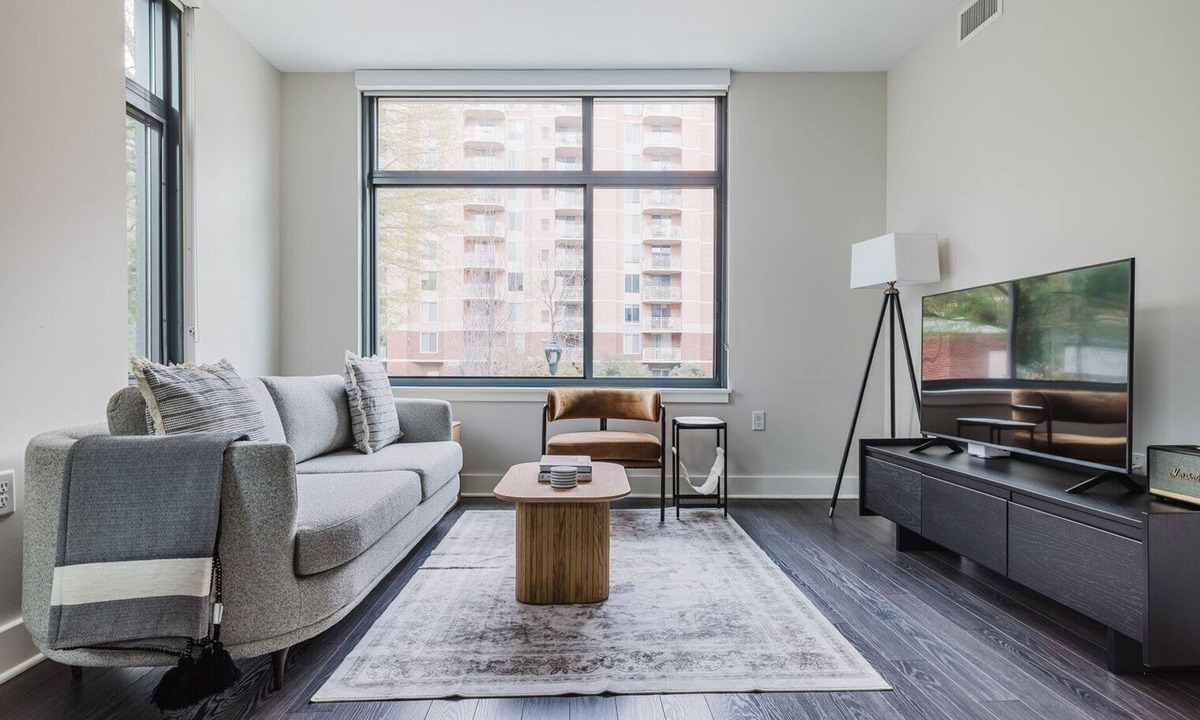 Bethesda Apartment | Impeccable Bethesda 2BR w/Rooftop & Gym, nr Metro, by Blueground