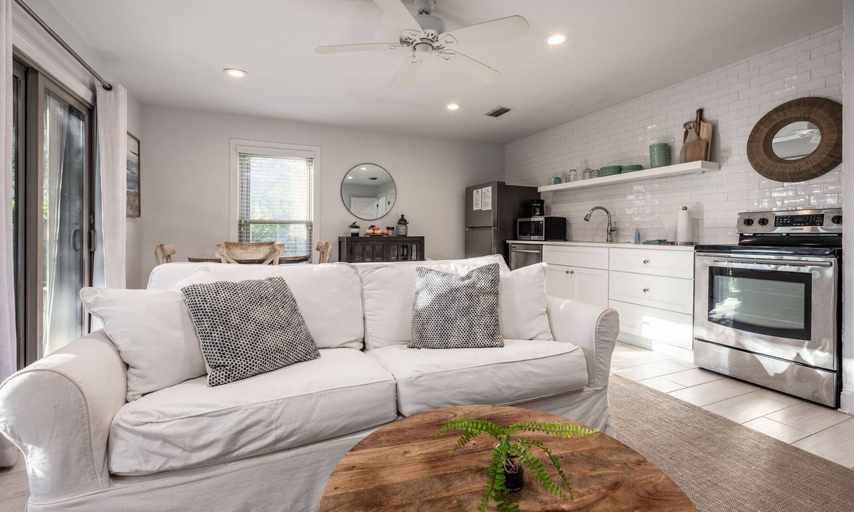 Inlet Beach Condo | Inlet Hideaway! Close to Beach & Pool! "Swell Dunes"