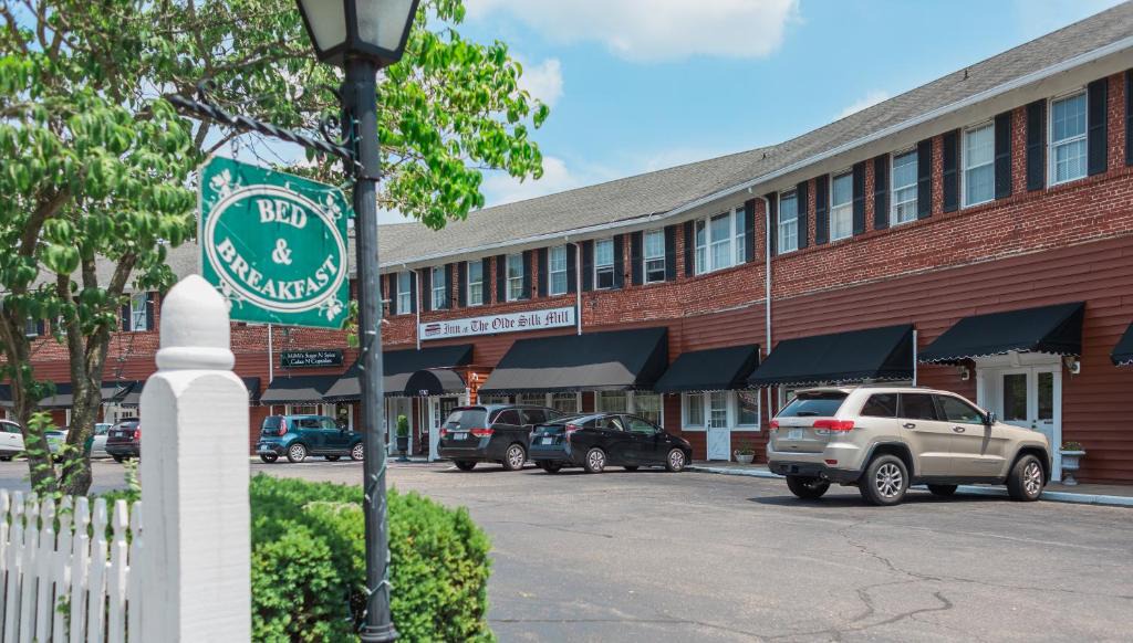 Old Town Fredericksburg Hotel | Inn at the Old Silk Mill