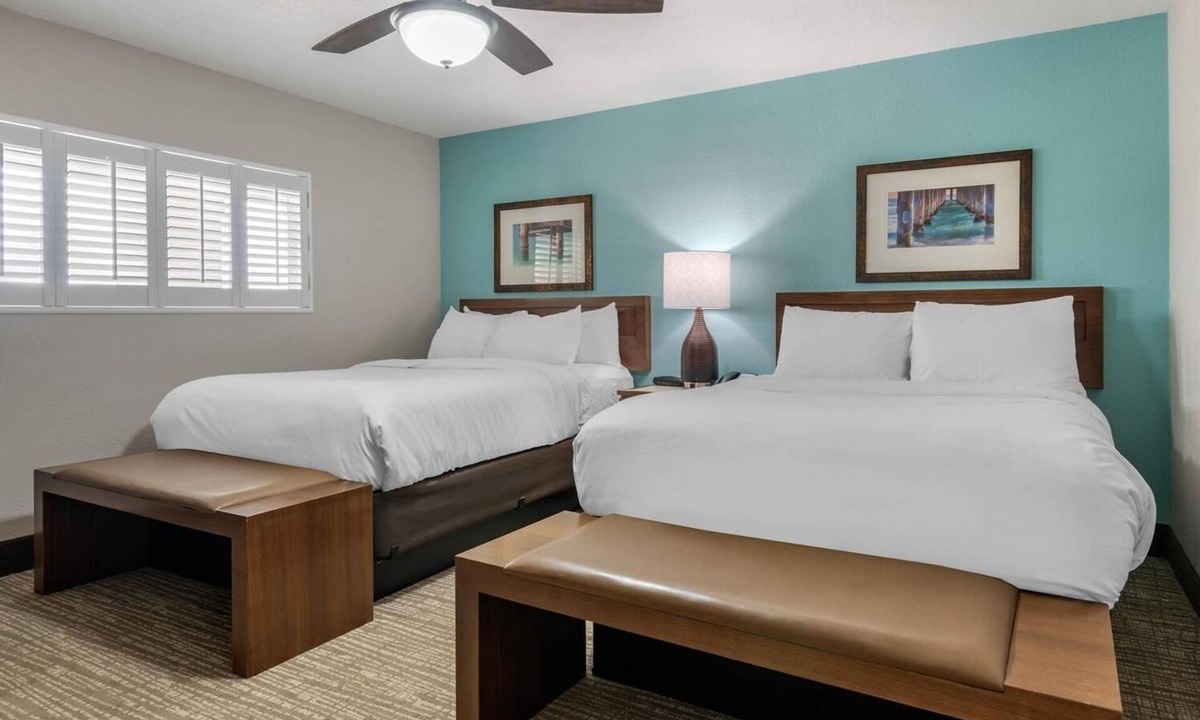 Jekyll Island Hotel | Island Escape | Free Parking | Free Breakfast | Outdoor Pool Access