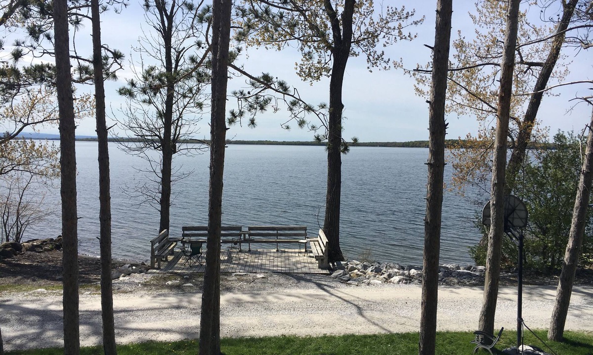 St. Albans Cottage | Lake Champlain Cottage