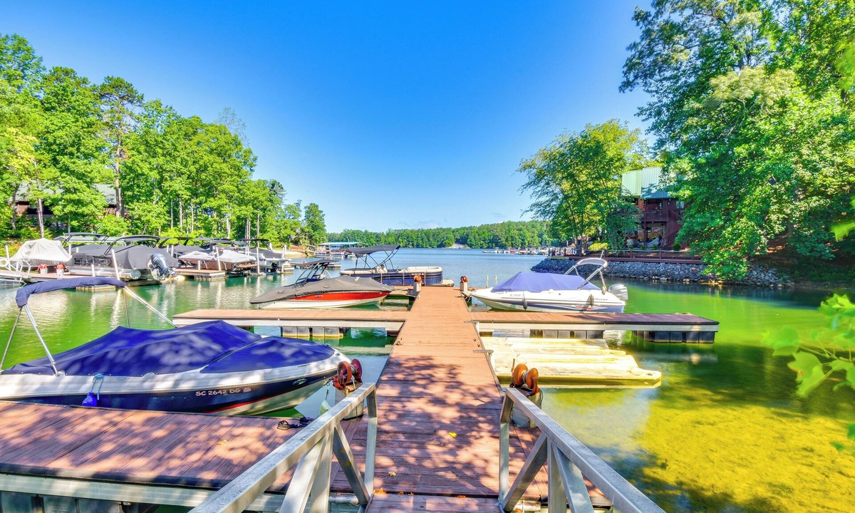 Six Mile Cottage | Lake Keowee Retreat: Idyllic Six Mile Cabin!