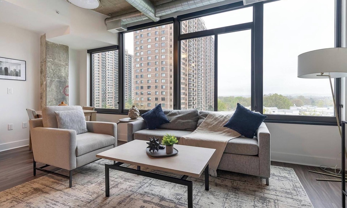Baileys Crossroads Apartment | Landing | Amazing 1BD, Game Room, Gym