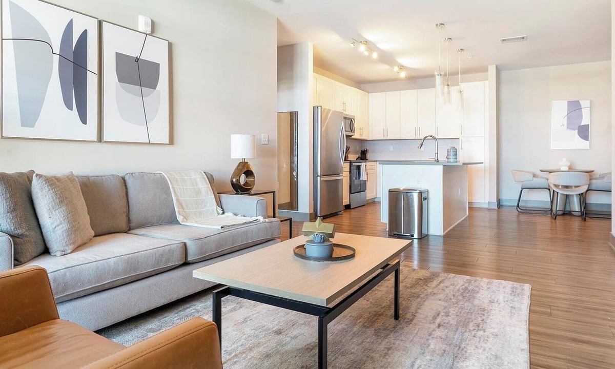 Florida Central Atlantic Coast Apartment | Landing | Incredible 2BD, Gym, Pool