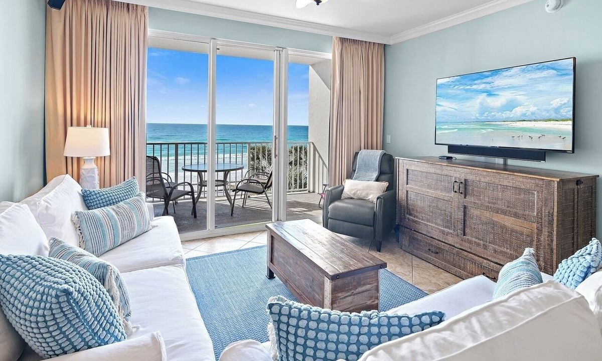 Miramar Beach Condo | Last Minute July Beach Deals! 2 beach chairs & umbrella included daily