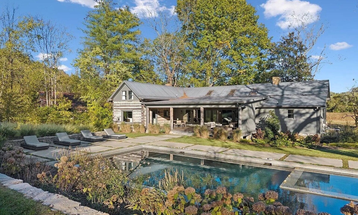 Franklin Cabin | Leipers Rustic Chic Historic Franklin Retreat in heart of Leipers Fork