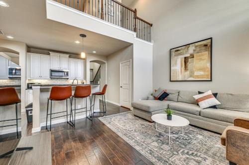 Lewisville House | Lewisville Home w/Pool Access: Walkable Location