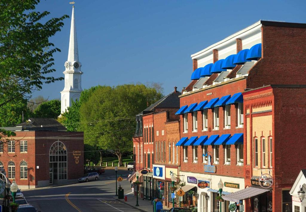 Camden Hotel | Lord Camden Inn