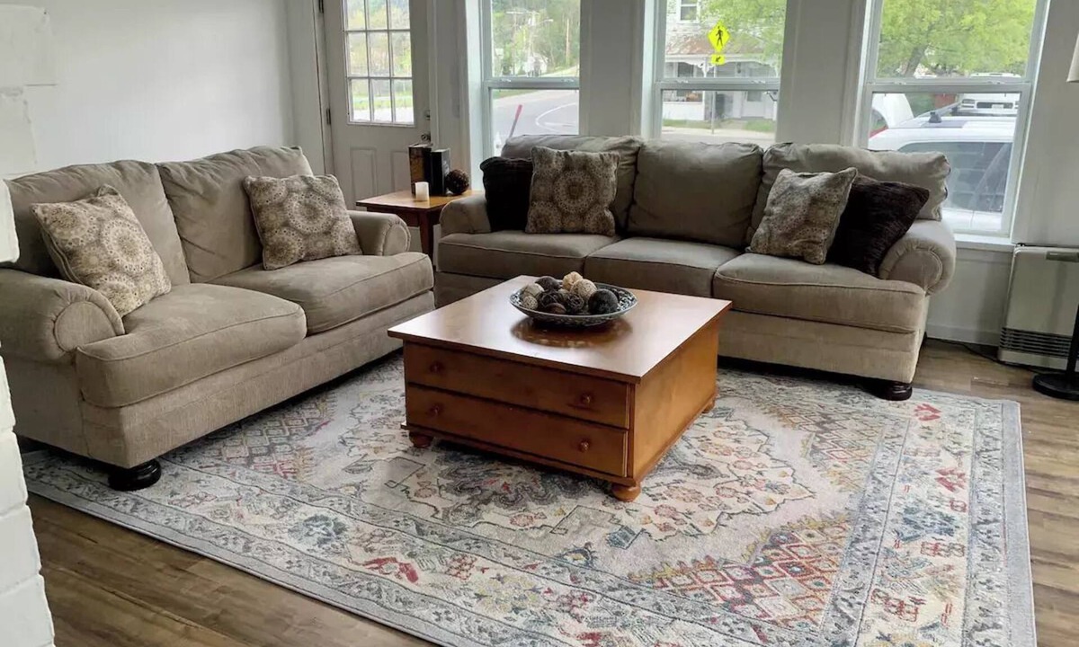 Au Sable Forks Apartment | Lovely 3 Bedroom Rental on the Au Sable River