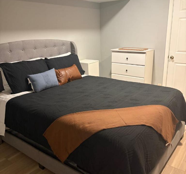 Hanover House | Lower level 1BR Guest Suite wparking near BWI