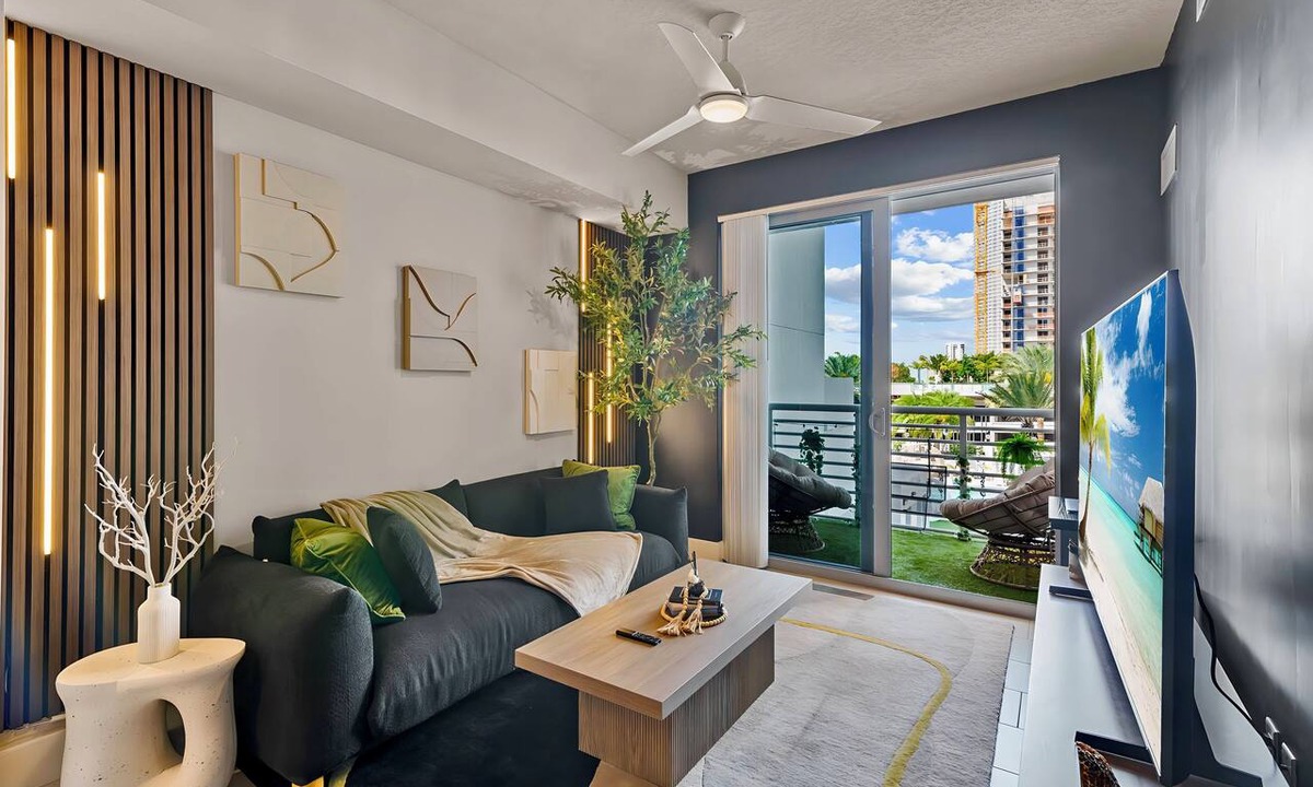 Brickell Condo | Lux Condo with Fitness Room and WiFi in booming Brickell Miami with Free Parking