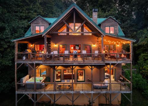 Morganton House | Luxe Cabin - Hot Tub, Deck, Views, Near Blue Ridge