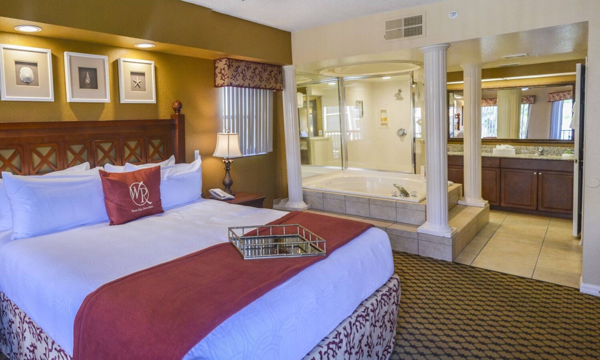 Florida Central Atlantic Coast Resort | LUXURIOUS 2 BEDROOM RESORT CONDO NEAR UNIVERSAL SEA WORLD DISNEY