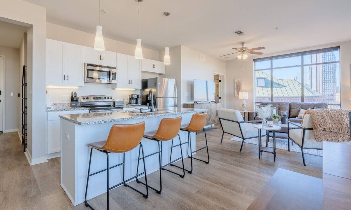 Rolling Mill Hill Condo | Luxurious Downtown High floor Corner-2bd2bth-#420- Parking included