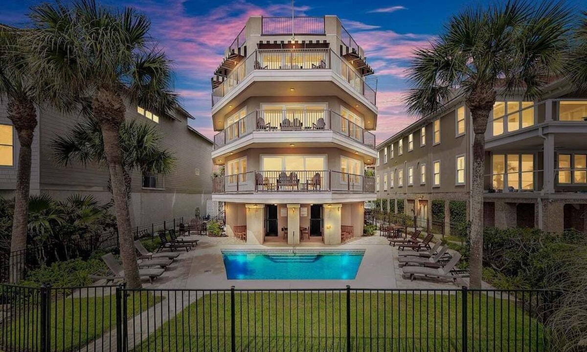 Saint Simons Island Condo | Luxurious Ocean Front Condos, All Three Floors!