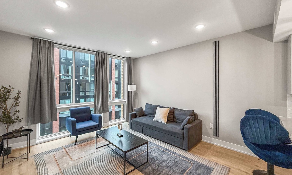 Northern Liberties Apartment | Luxury 2BD | 4 Beds | Northern Liberties
