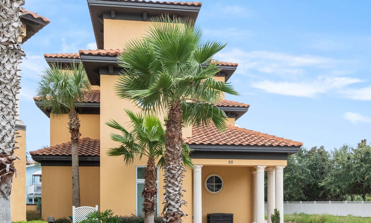 Emerald Waters Village House | Luxury Beach Home Gulf View|Sleeps 22 in Beds | 1/2 block to beach|Private Pool