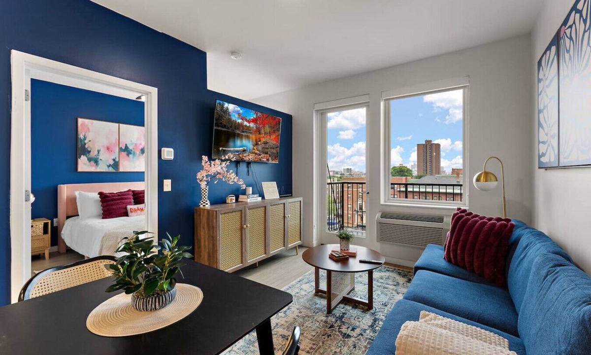 Downtown Minneapolis Apartment | Luxury Cozy 1BR w Gym near Downtown, Loring Park