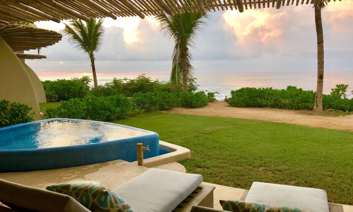 Troncones Condo | Luxury Oceanfront Condo at Surf Break, prvt. plunge pool, breathtaking sunsets