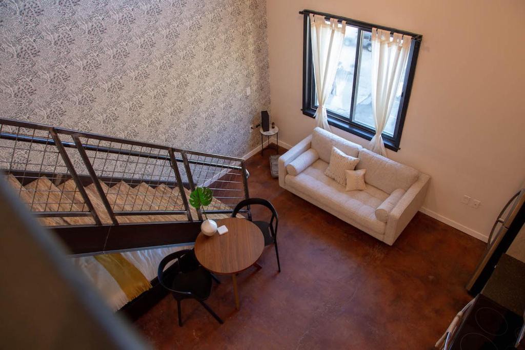 Center City Apartment | Mayor's Study Loft at Kestrel Hotel