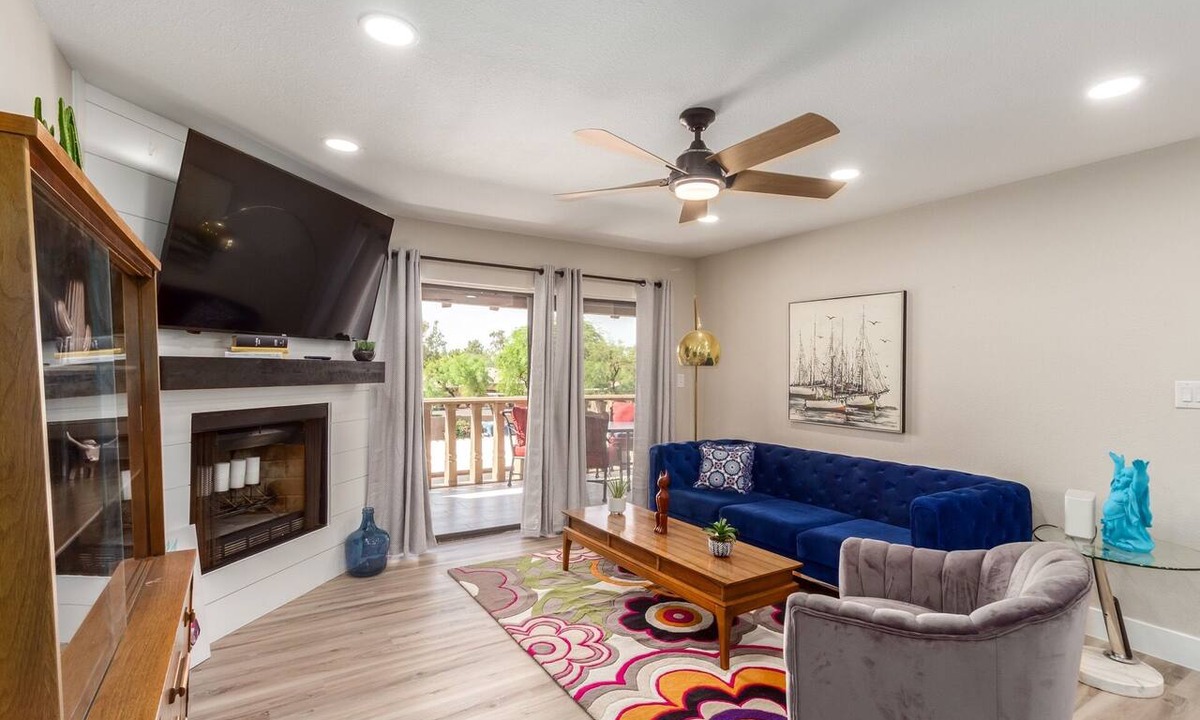 McCormick Ranch Condo | McCormick Ranch Condo! Walk to Restaurants & Shops