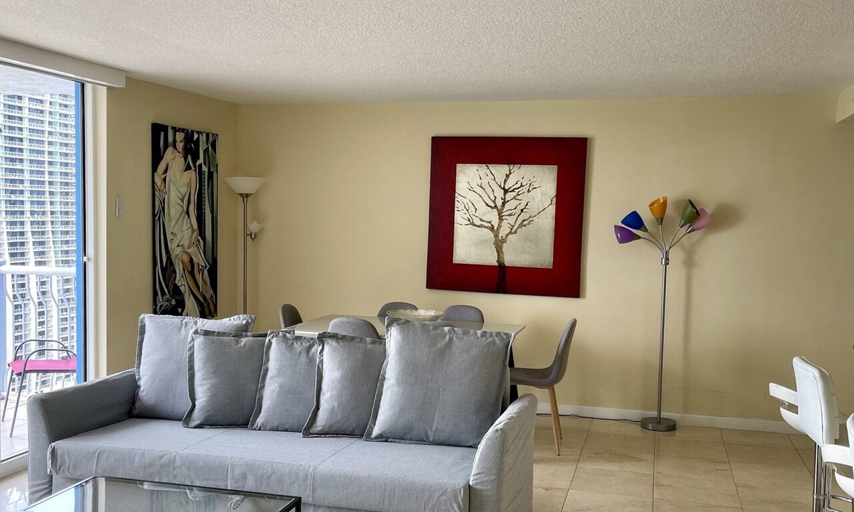 Brickell Apartment | Miami Downtown City view 3BR Air Hockey &Ping Pong