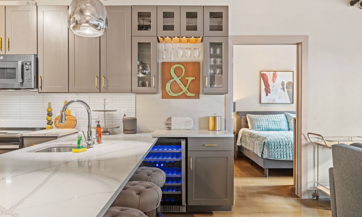 Warehouse District Apartment | MINNeSTAY* Sable 205 - Two Bedroom | North Loop | Target Center