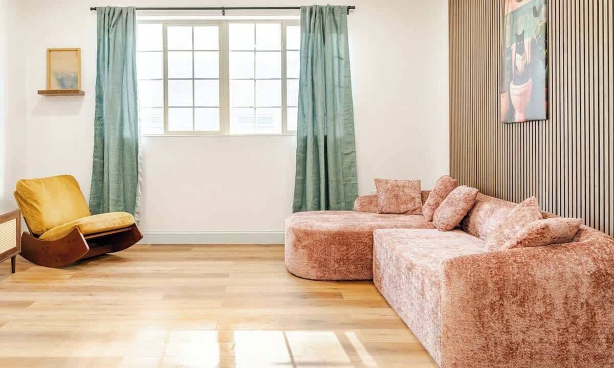 West Poplar Apartment | Mins to Fishtown & Center City | GlobeNest
