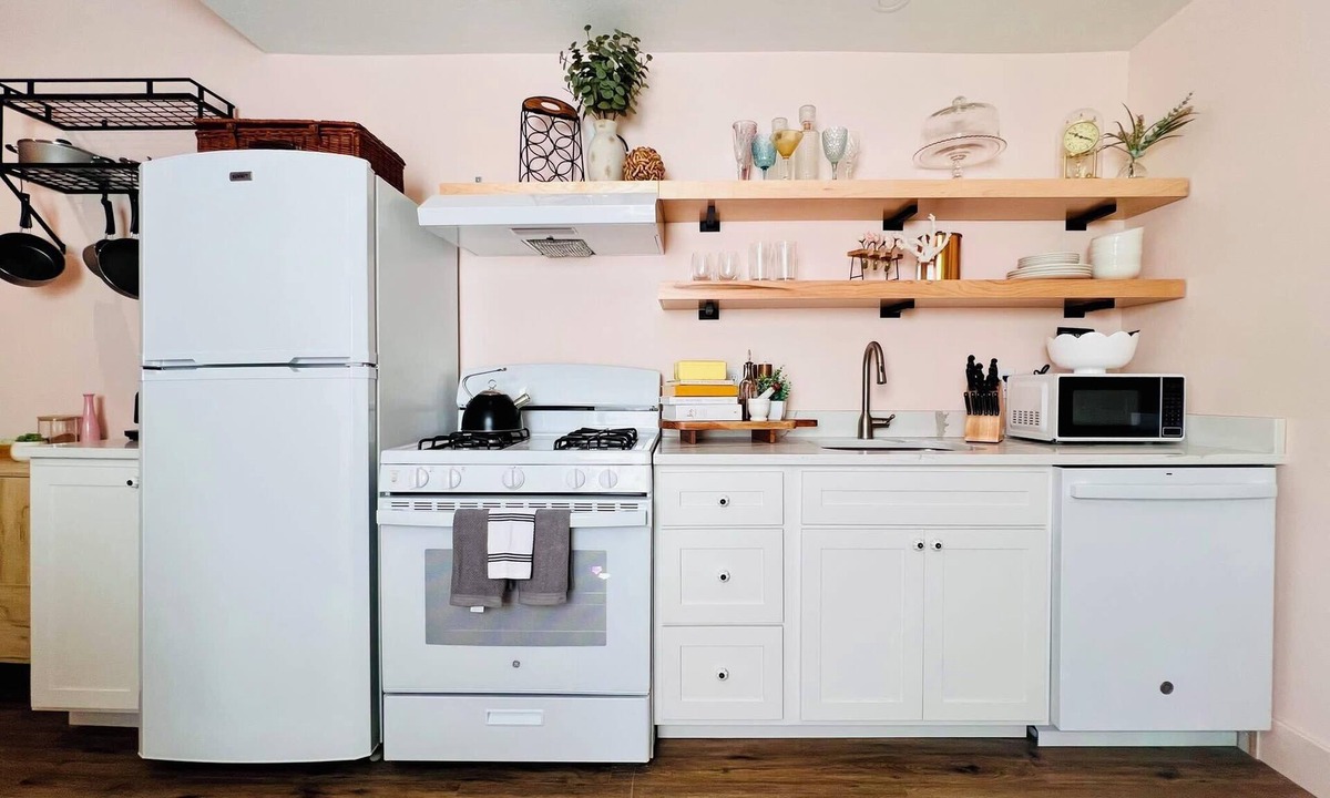 Pittsburgh House | Mins to Stadiums & Steps to Northside and AGH