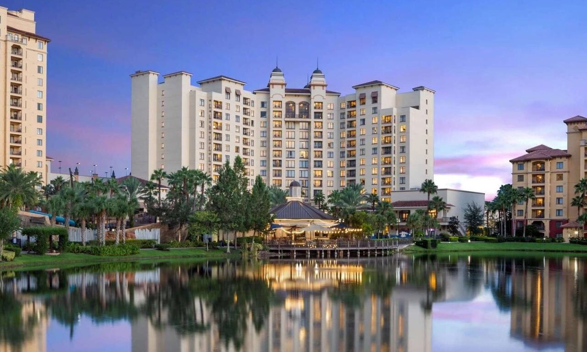 Florida Central Atlantic Coast Hotel | Minutes to Disney World + Pools. Spa. Restaurants.