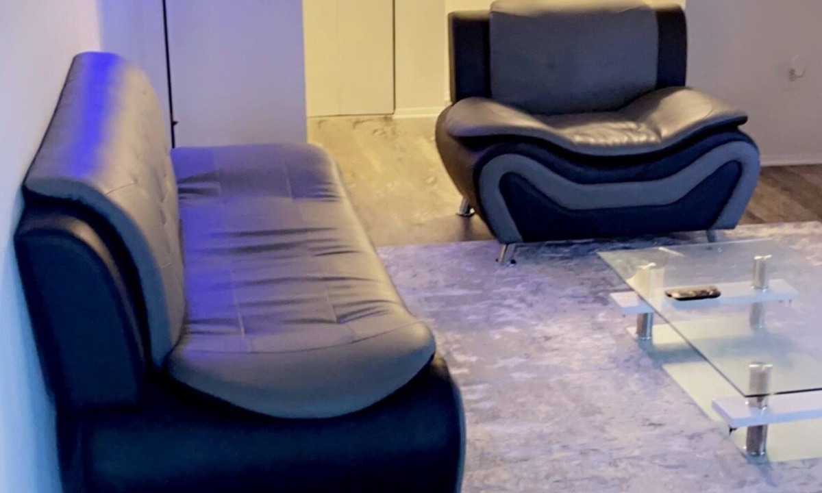 Merrifield Apartment | Modern apartment in a quiet neighborhood