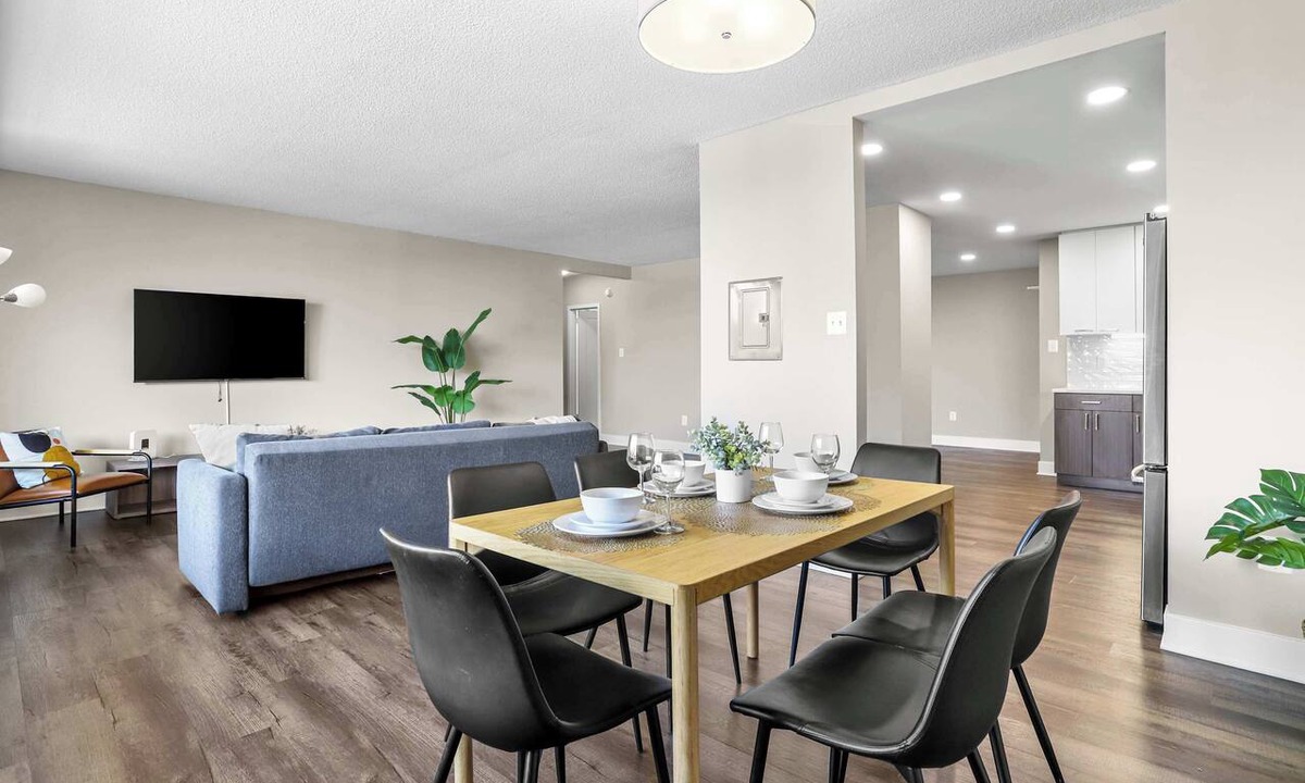 Crystal City Apartment | Modern Apt w/Easy Access to Airport & Metro