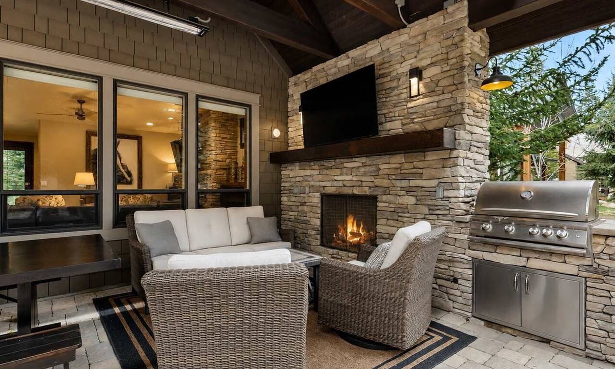 McCall House | Modern McCall 3 Kings Outdoor Living