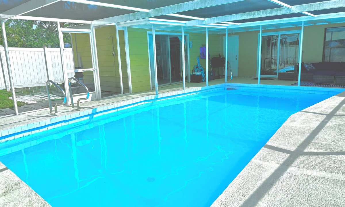 Sarasota House | Modern Sarasota Retreat Near Downtown & Beaches!