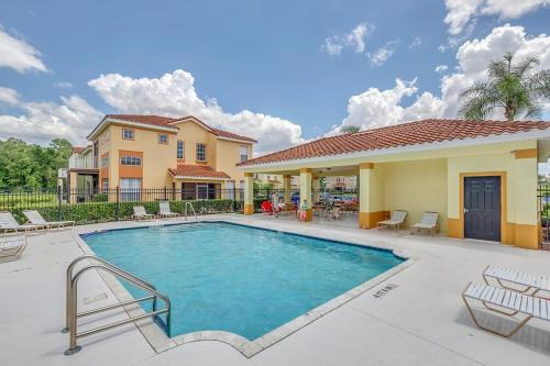 Windwood Bay House | Modern Vacation Home Minutes Away From The Parks