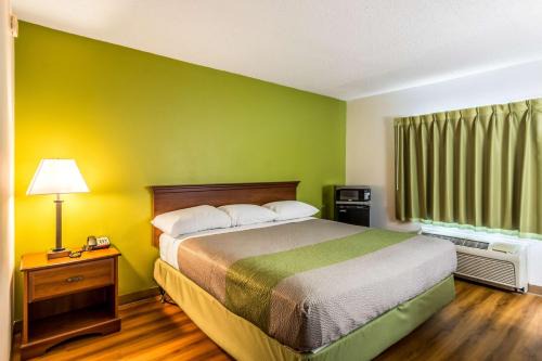 Petersburg Hotel | Motel 6 Petersburg, VA - Fort Lee