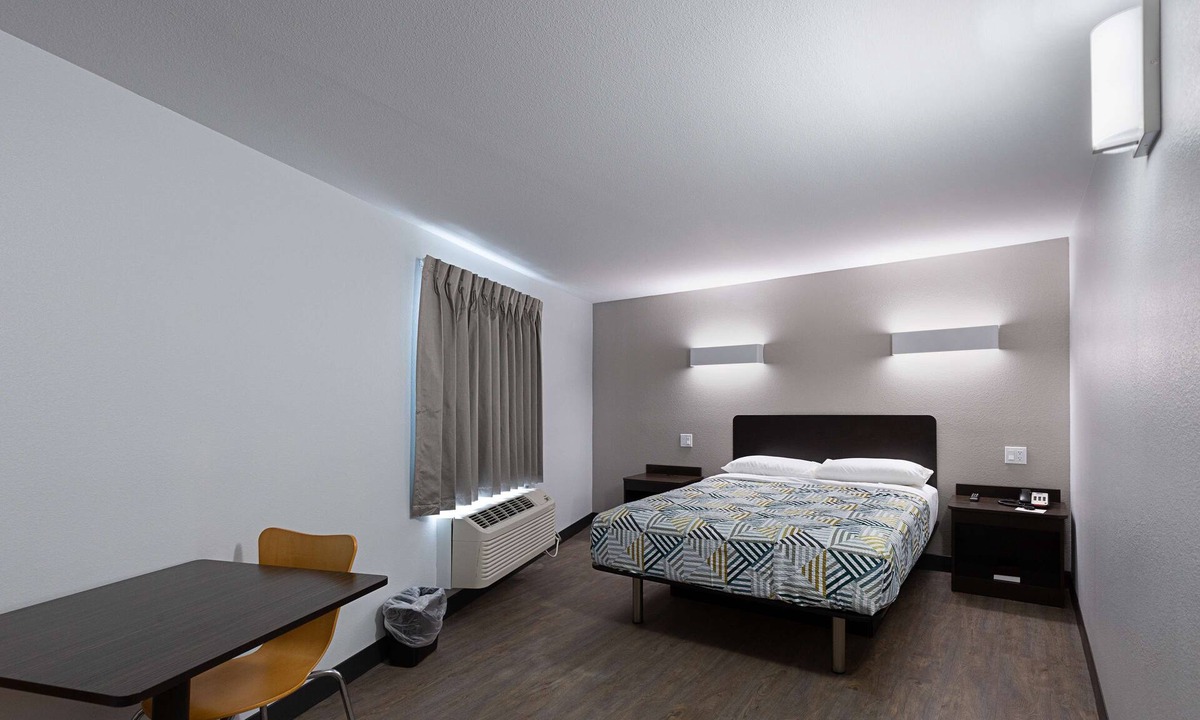 Show Low Hotel | Motel 6 Show Low, AZ