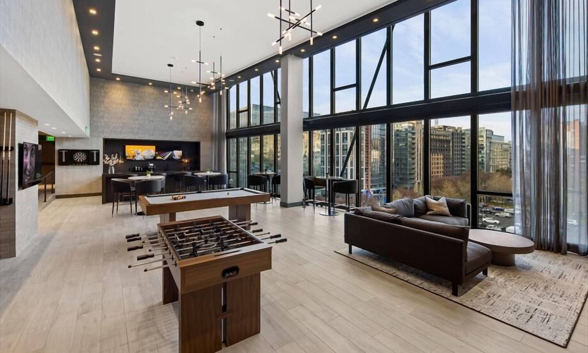 NoMa House | Near Metro | Balcony & Desk | Near Historic Sites