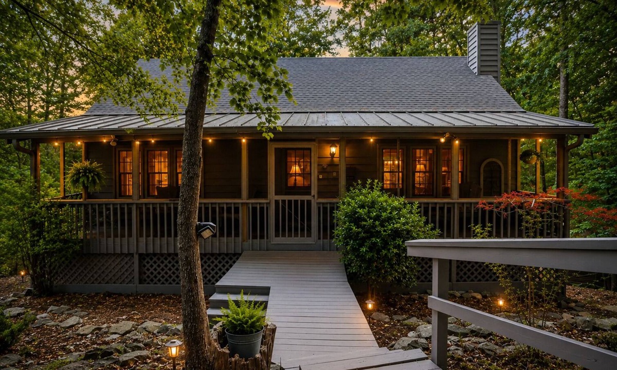 Big Canoe Cabin | New listing! Cabin Mountain Escape Near Atlanta - Friends Family Romantic
