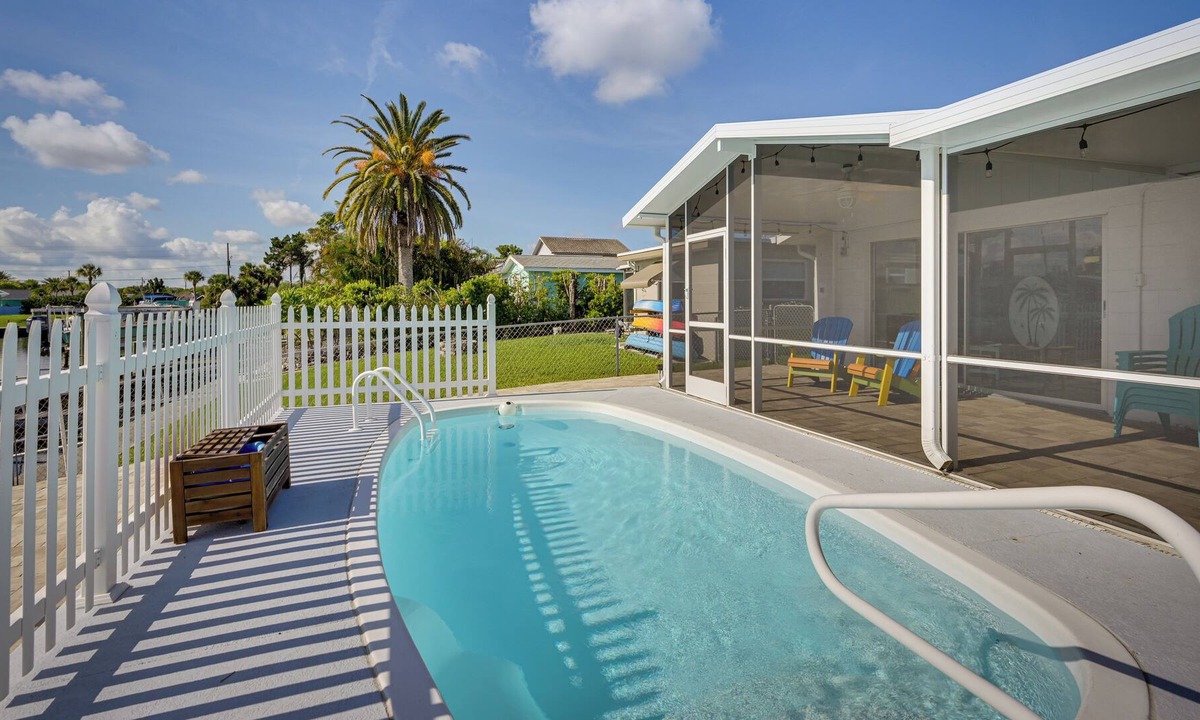 Flor-a-mar House | New Port Richey Oasis w/ Private Pool!