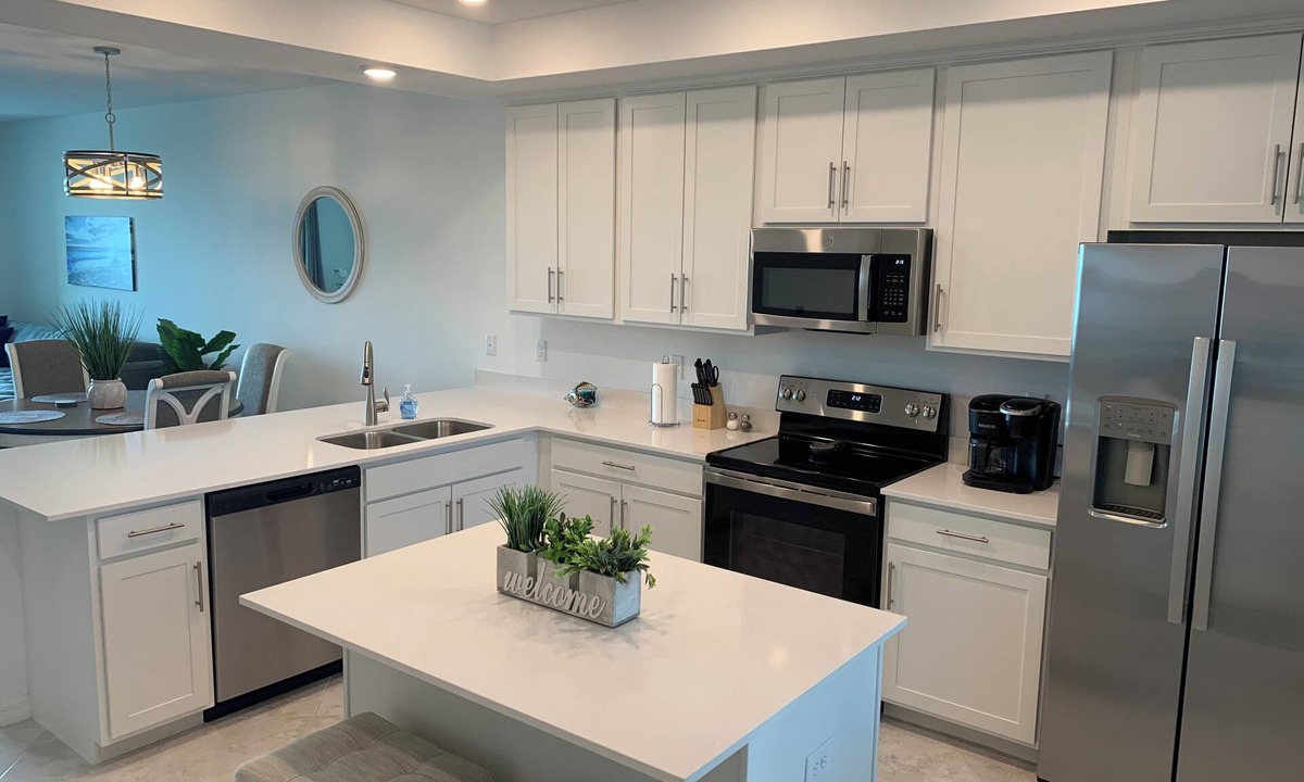 Biggar Condo | Newer 2 bedroom 2 bath condo with resort style amenities in Babcock Ranch.
