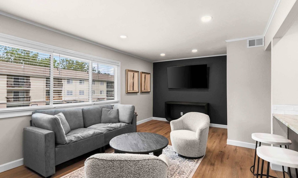 Springfield Apartment | Newly Renovated Unit in Central Spfld! #203