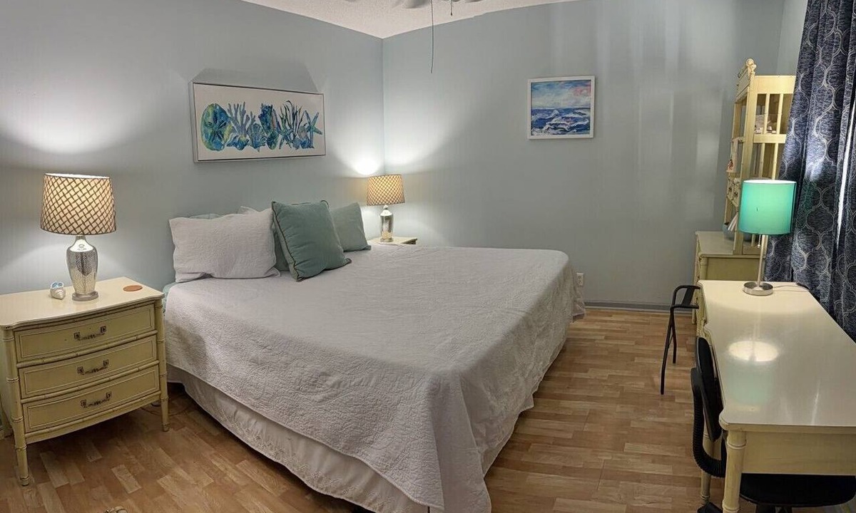 Demere Park Condo | O1 Two BR townhome in Ocean Walk with 1 king, 1 queen bed. Recently updated.