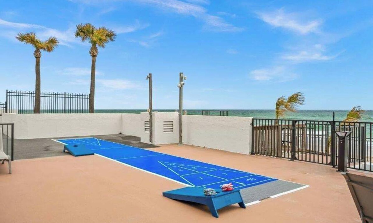 Ormond Beach Apartment | Oceanfront 1BR Escape | Balcony + Pool | Sleeps 4