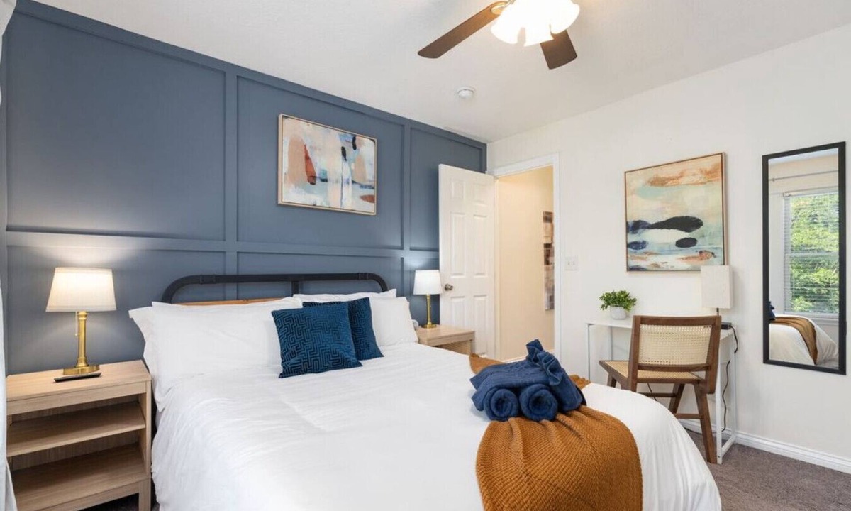 Italian Village Condo | Off Street Parking|Pet Friendly|Italian Village