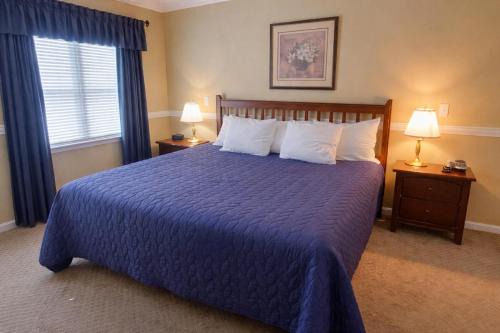 Ellsworth Resort | One Bed Condo Unit near Acadia National Park